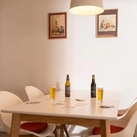 Mannequin - Contemporary With Garage, Sea View And Fast Wifi Apartment
